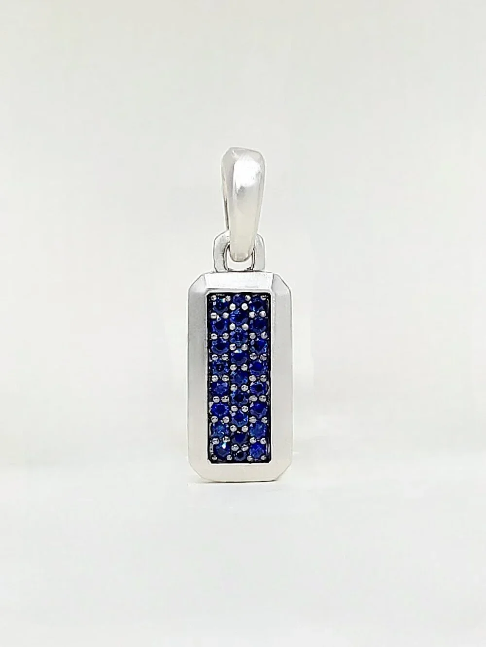 David Yurman Streamline Pavé Amulet Pendant w/ Pavé Blue Sapphires - RARE